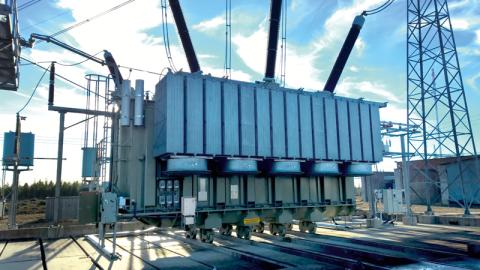 Leistungstransformator mit Vaisala OPT100