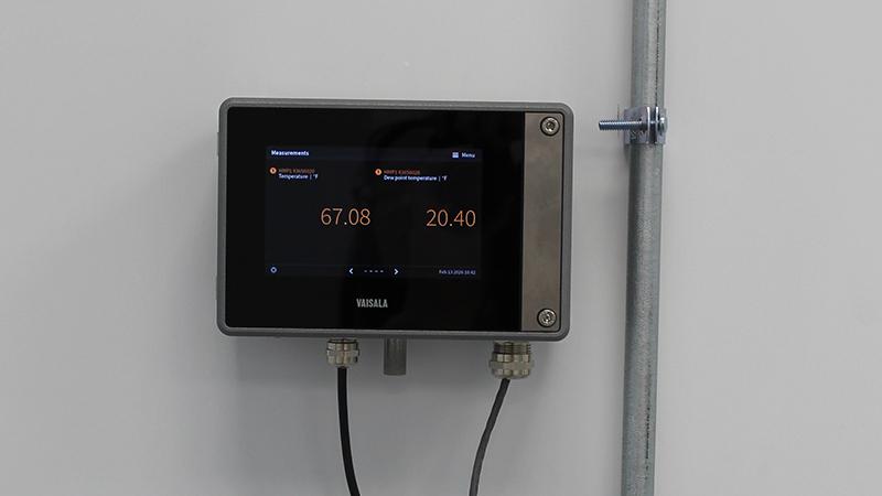 Vaisala Indigo with DMP1 probe installed in Airtho cleanroom.